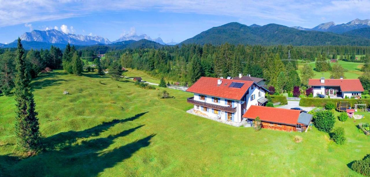 Ferienwohnungen Arnika Krün Exteriör bild
