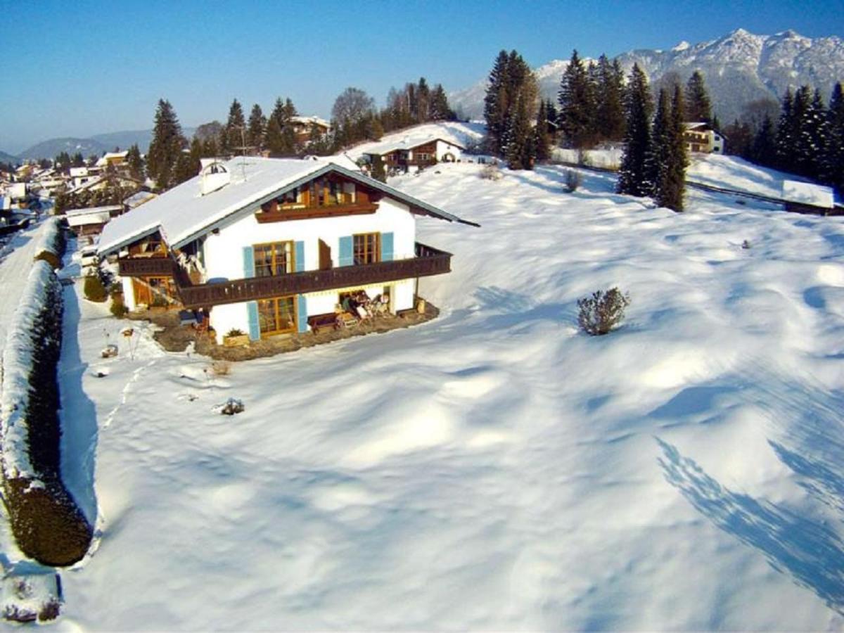 Ferienwohnungen Arnika Krün Exteriör bild